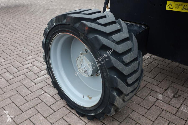 Vysokozdvižná plošina Genie Z62/40 Diesel, 4x4...