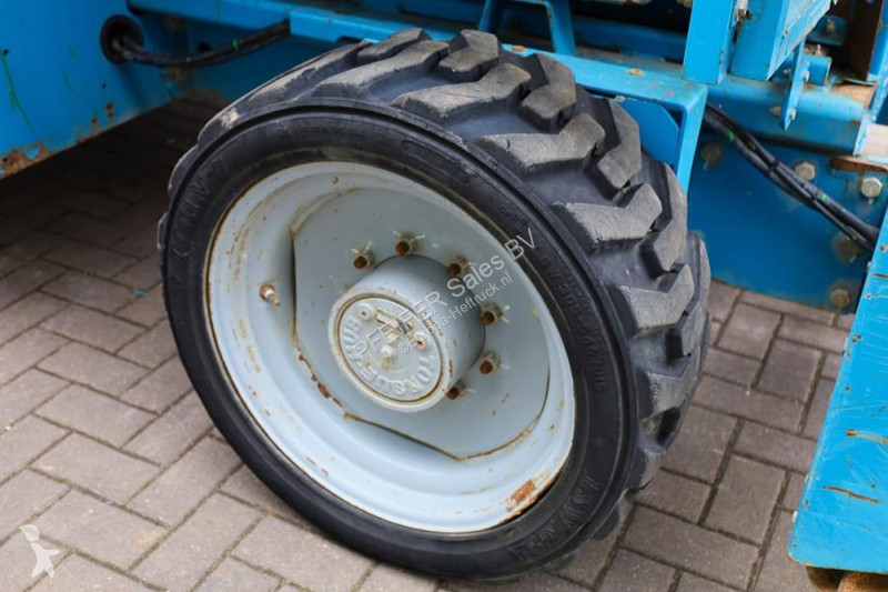 Vysokozdvižná plošina Genie GS4390 Diesel, 4x4...