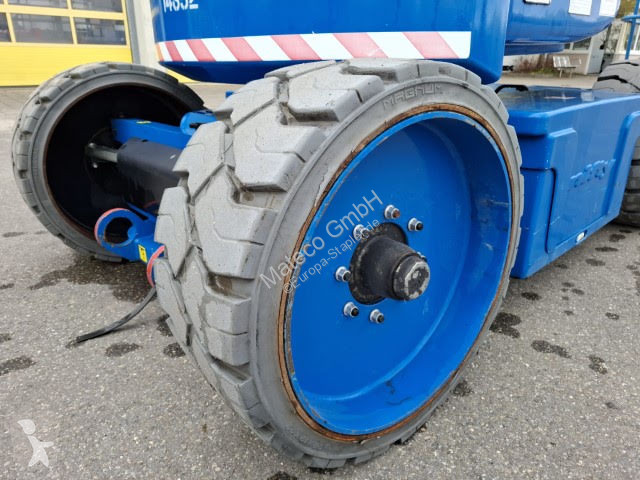 منصة تلسكوبية Niftylift HR15NE