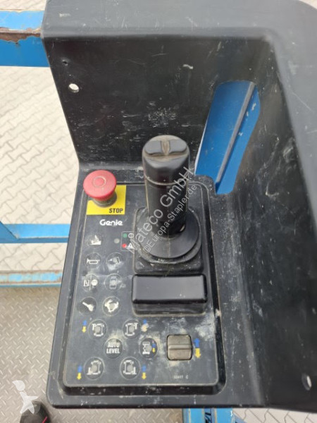 منصة تلسكوبية Genie GS4390