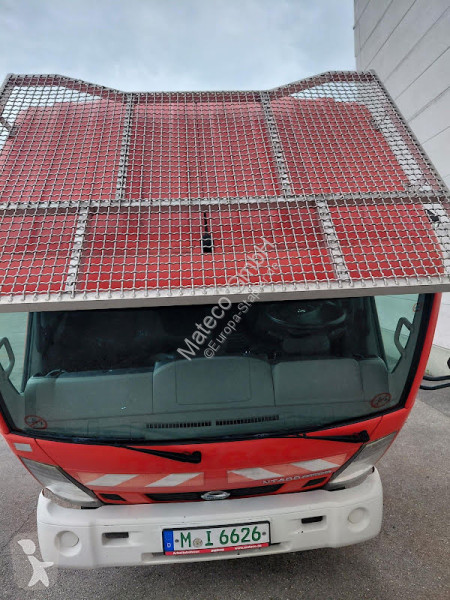 منصة تلسكوبية Palfinger P 210 BK / NISSAN CABSTAR