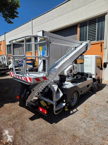 منصة تلسكوبية Palfinger P200A