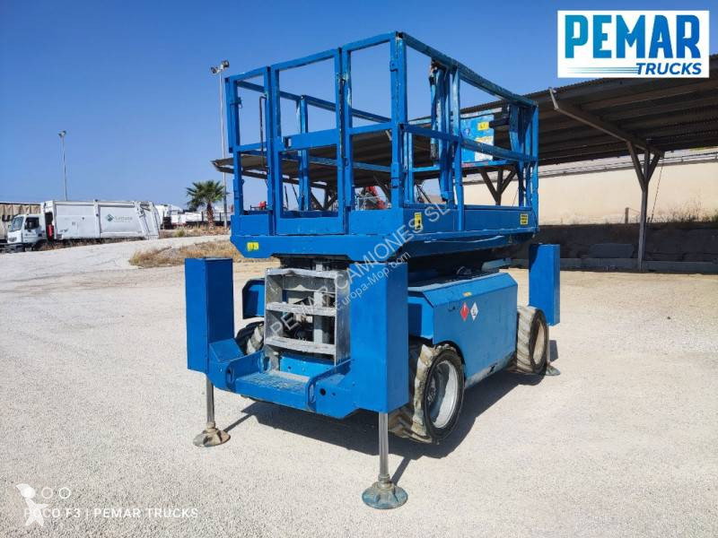 منصة تلسكوبية Genie GS3268RT