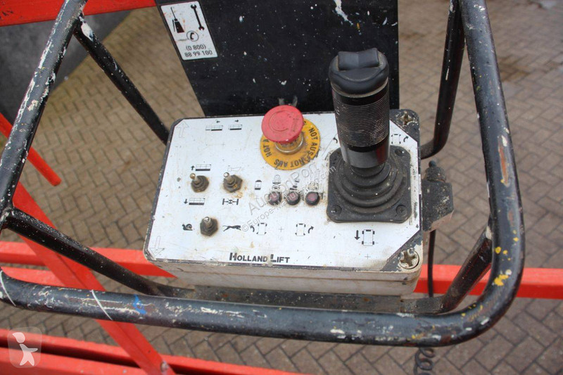 Plataforma elevadora Hollandlift MONOSTAR Y-64EL14