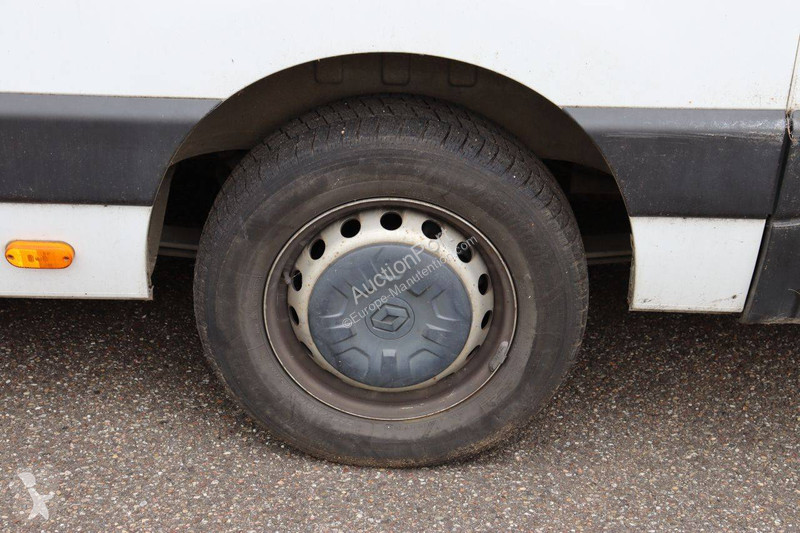 Plataforma elevadora Renault KLUBB KL32