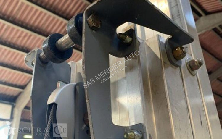 Автовишка Genie leve materiaux vertical