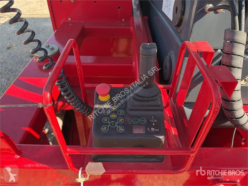 Автовишка Magni DS2223RTP 4x4 Scissor Lift...