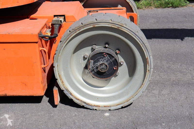 Plataforma elevadora JLG