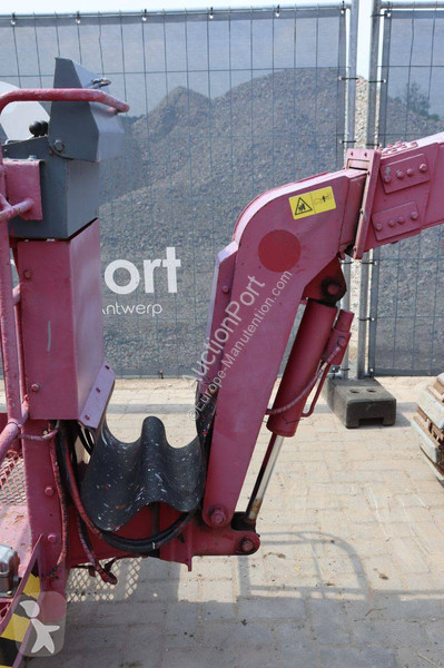 Plataforma elevadora Isuzu NUL090-2