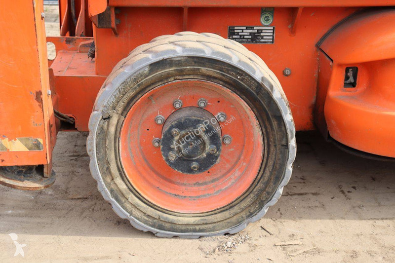 Plataforma elevadora JLG