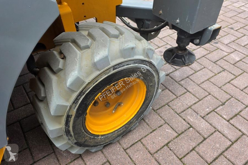 升降机 Haulotte COMPACT 10DX Diesel, 4x4 Drive,...