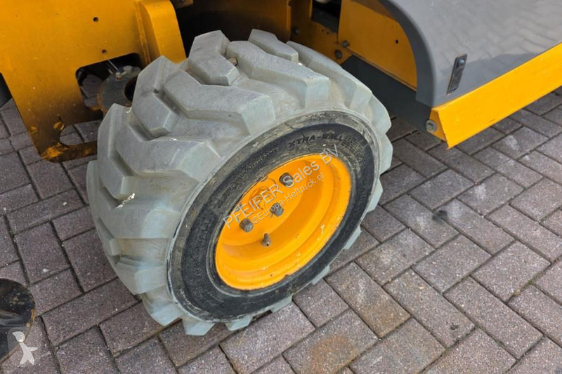 升降机 Haulotte Compact 12DX Diesel, 4x4 Drive,...