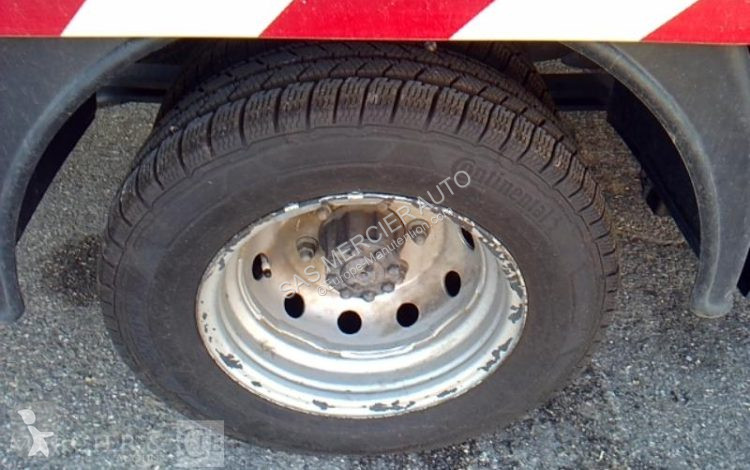 Автовышка Nissan