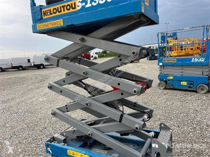 Emelőkosár Genie GS-1330 Electric Scissor Lift