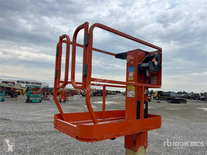 升降机 JLG Vertical Mast Lift