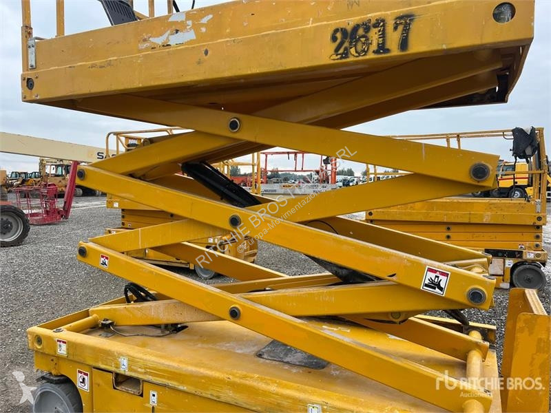 Emelőkosár Haulotte 8W NT Electric Scissor Lift