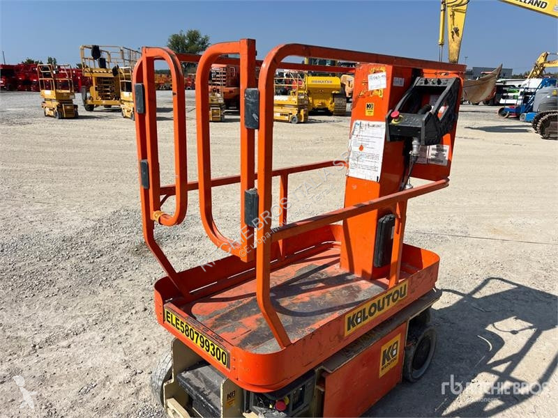 Emelőkosár JLG Vertical Mast Lift