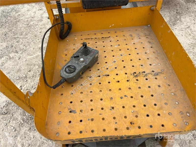Plataforma elevadora Haulotte Vertical Mast Lift
