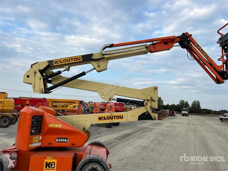 Plataforma elevadora JLG 450AJ  Electric...