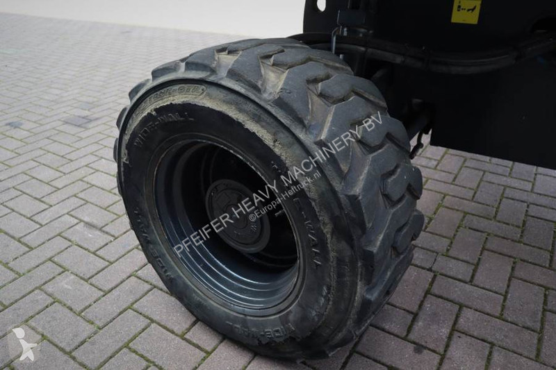 Hoogwerker Genie Valid inspection, Diesel, 4x4...