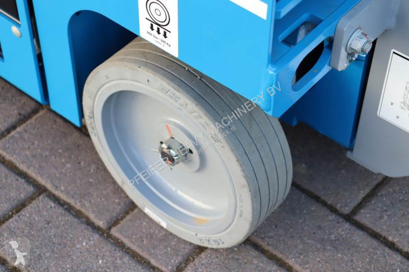 منصة تلسكوبية Genie GS1330M Valid inspection,...