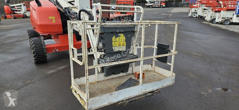 Piattaforma aerea JLG 450AJ