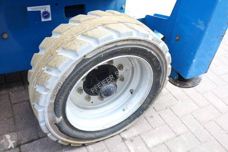 Lift JLG Electric, 12m Working Height, 450kg...