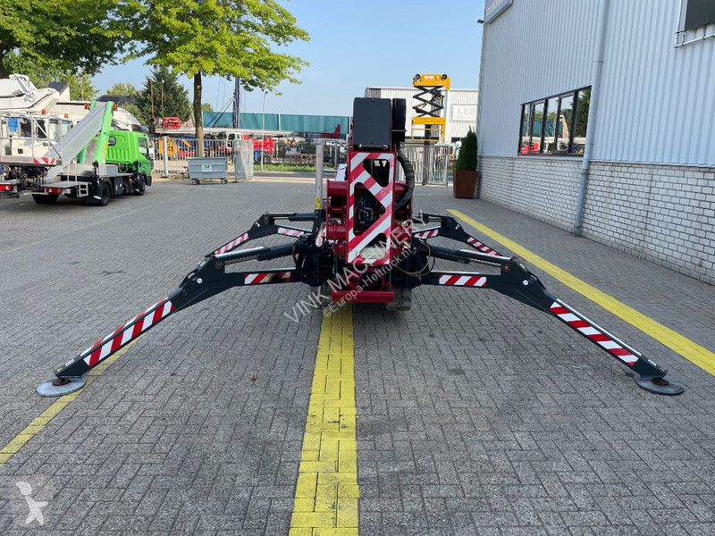 منصة تلسكوبية Hinowa Lightlift 23.12 IIIS