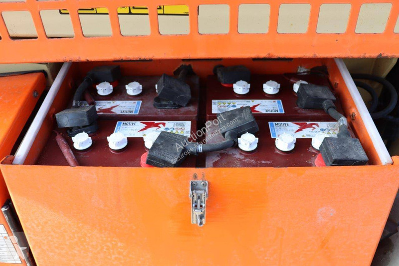 Piattaforma aerea JLG