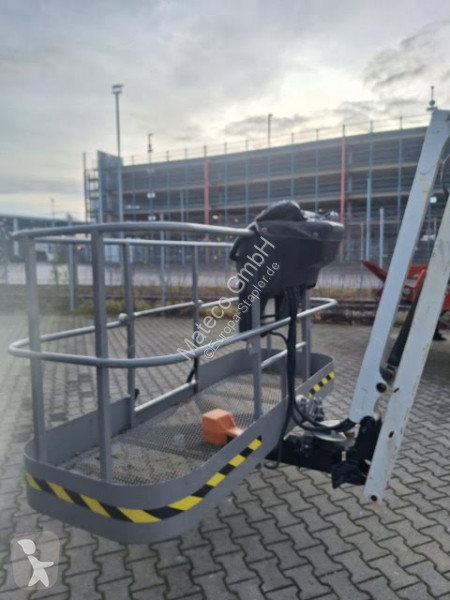 منصة تلسكوبية Niftylift HR28 HYBRID 4X4