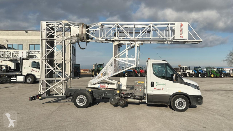 منصة تلسكوبية Iveco BARIN ABC 60-L