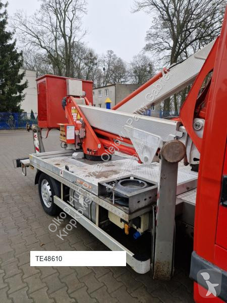 منصة تلسكوبية Iveco MX200