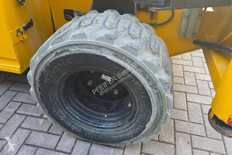 منصة تلسكوبية Hollandlift Combistar B-195DL25...