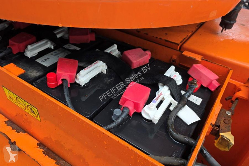 منصة تلسكوبية JLG As-Is, Electric, 11m Working...
