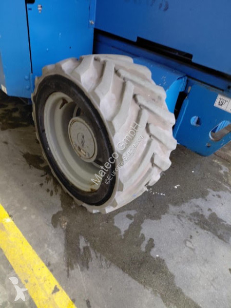 Plataforma elevadora Genie GS2669