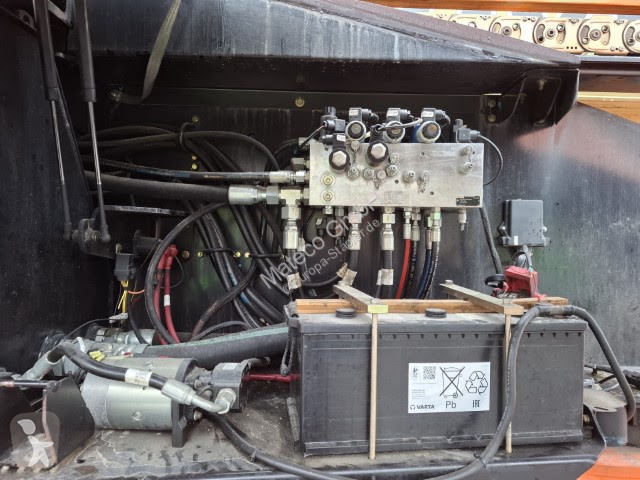 منصة تلسكوبية JLG