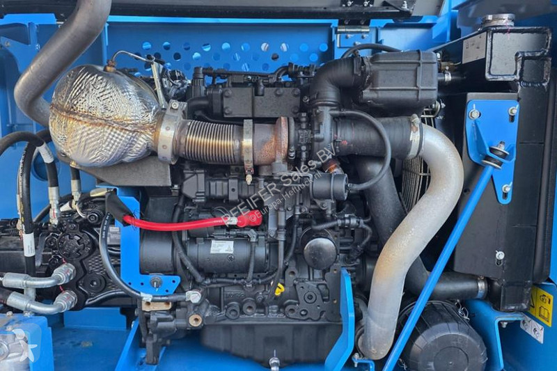منصة تلسكوبية Genie XC Trax Diesel, 4x4 Drive...