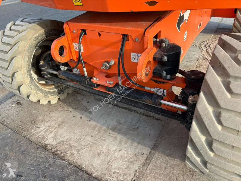 منصة تلسكوبية JLG H800 HYBRID
