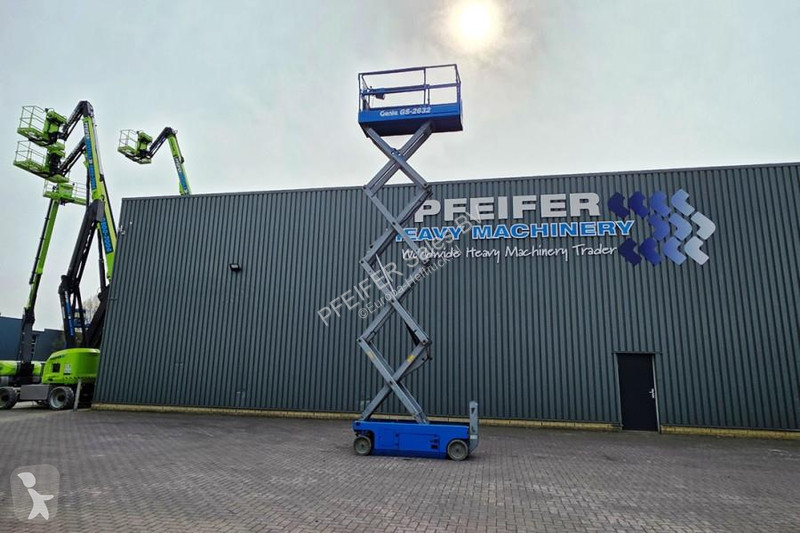 منصة تلسكوبية Genie Electric, 10m Working...