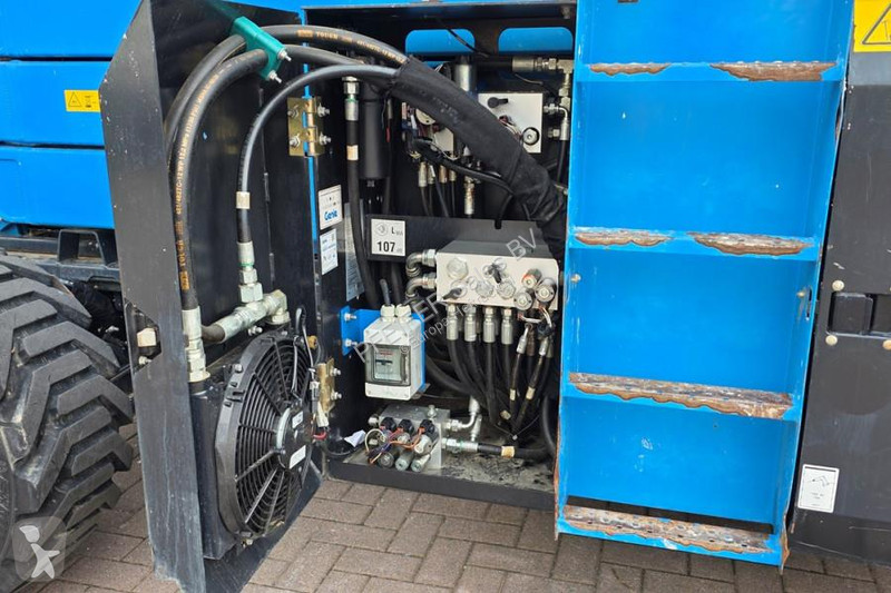 Vysokozdvižná plošina Genie GS5390 Diesel, 4x4...