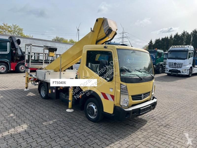 Lift Renault Steiger P260B