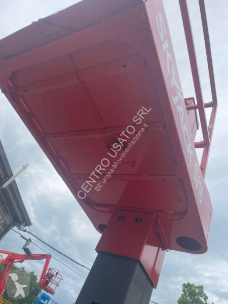 منصة تلسكوبية Skyjack SJ16