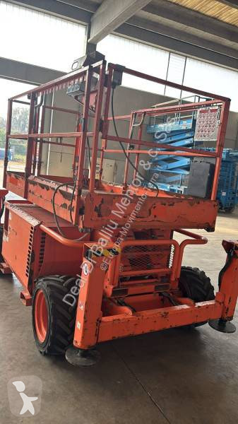 منصة تلسكوبية Skyjack SJ 6826RT