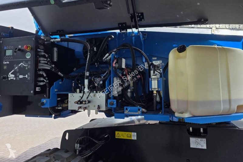 منصة تلسكوبية Genie XC Trax Valid inspection,...