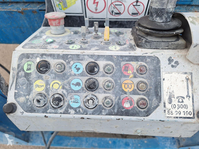 منصة تلسكوبية Haulotte COMPACT 12 DX