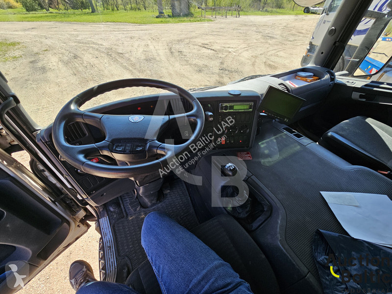 Автовышка Scania P 310