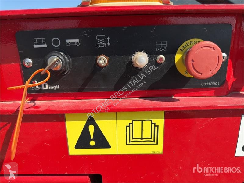 Автовишка Magni ES0808E Electric Scissor Lift