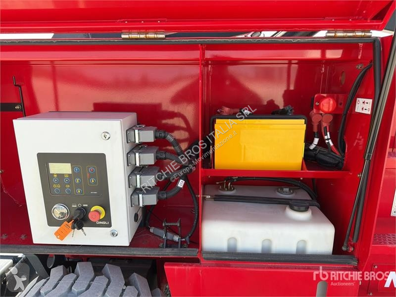 Автовишка Magni DS1523RTP 4x4 Diesel Scissor...