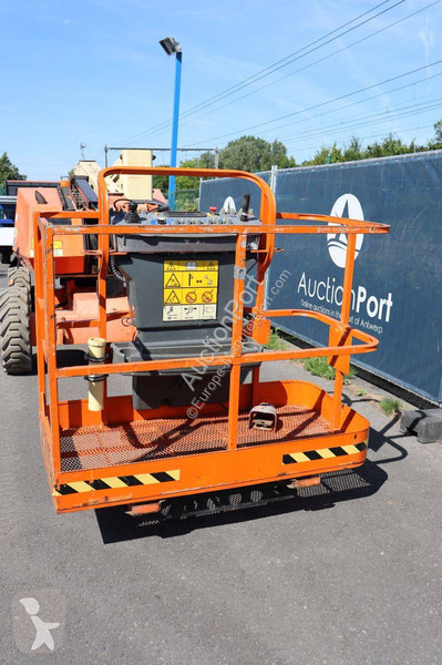 Автовишка JLG