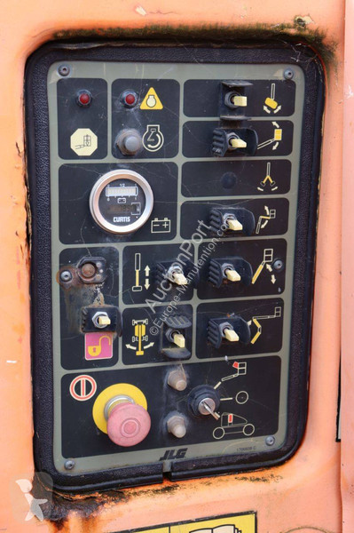 Plataforma elevadora JLG